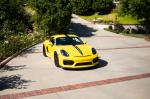 Porsche 718 Cayman GT4 2016 года